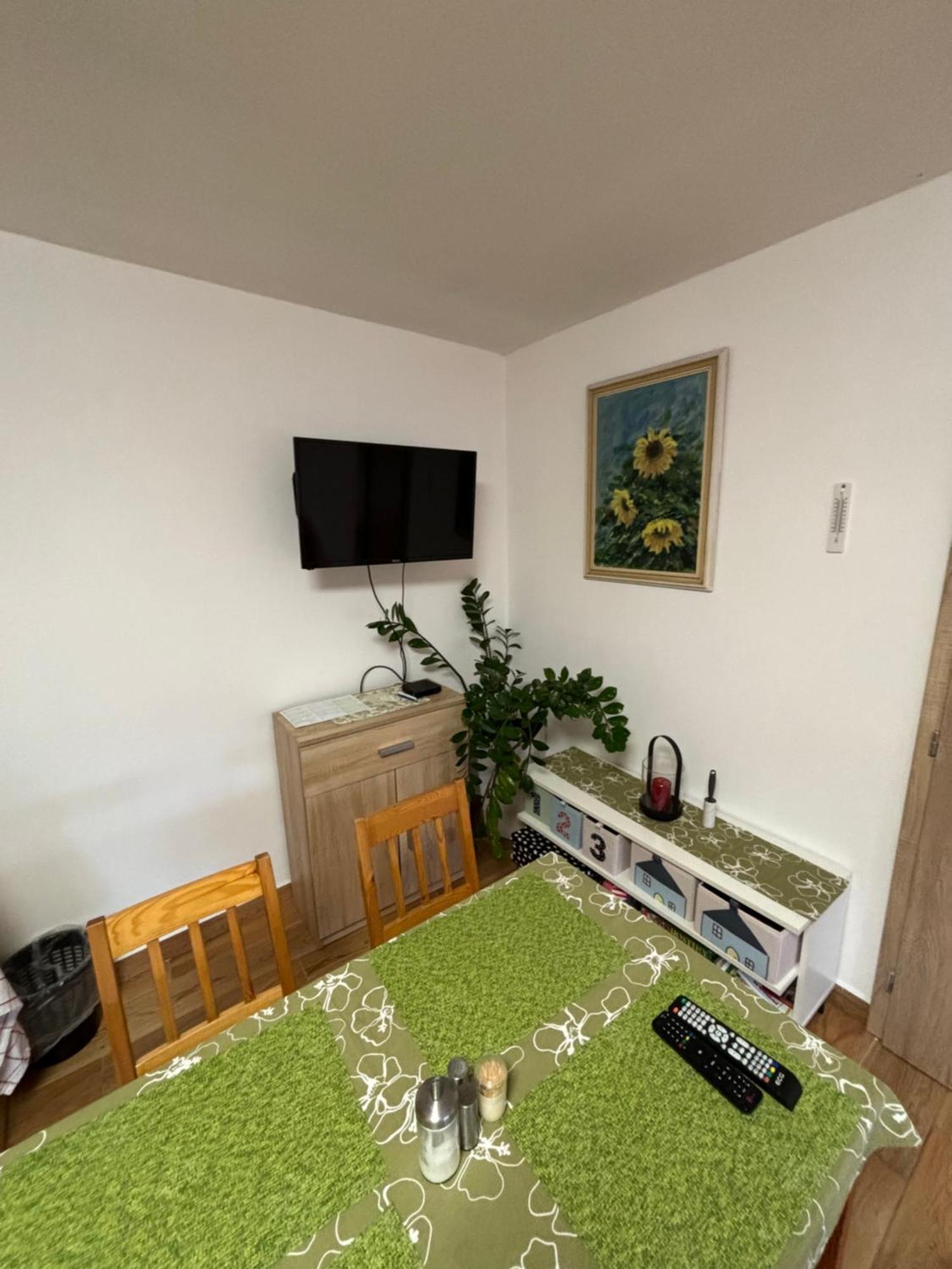 Apartman Pod Kostelem Strazov Exterior photo